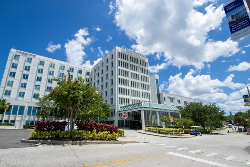 Located By The Beach 1 Bedroom With Parking And Pool Clearwater Exterior foto