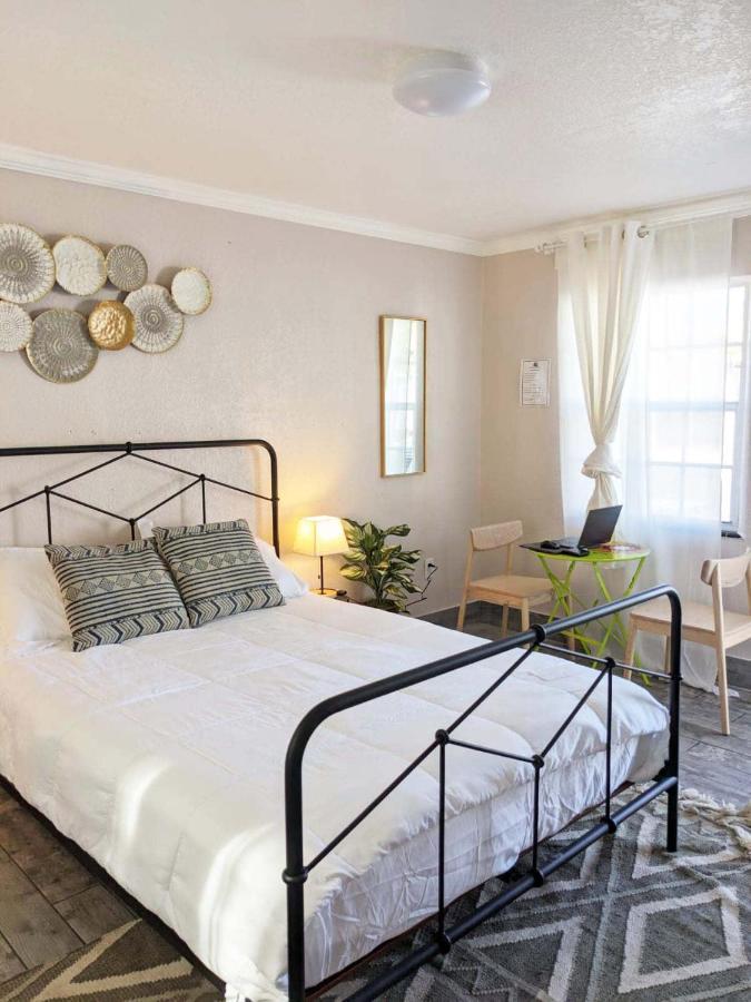 Located By The Beach 1 Bedroom With Parking And Pool Clearwater Exterior foto