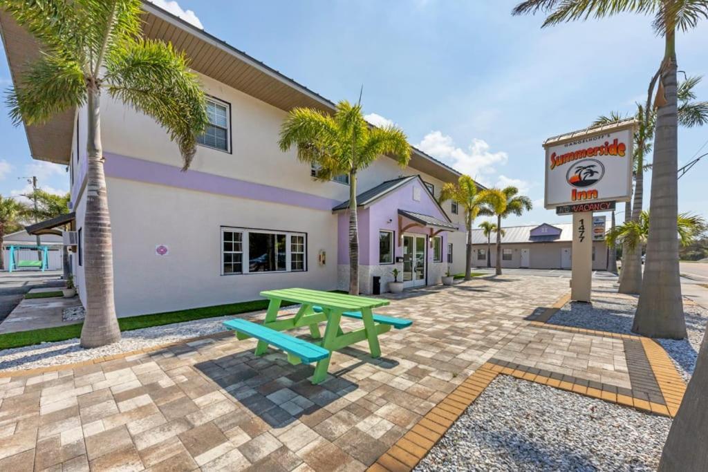Located By The Beach 1 Bedroom With Parking And Pool Clearwater Exterior foto